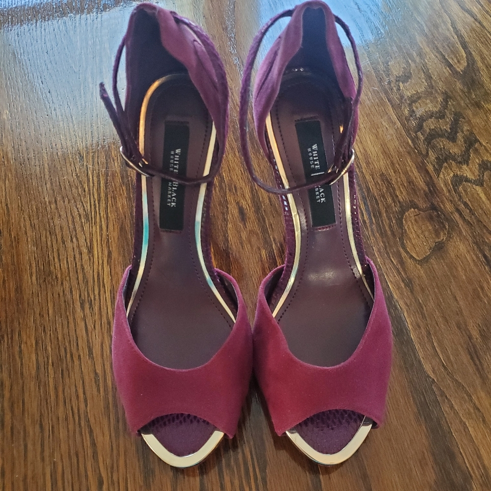 White House Black Market Plum Heels